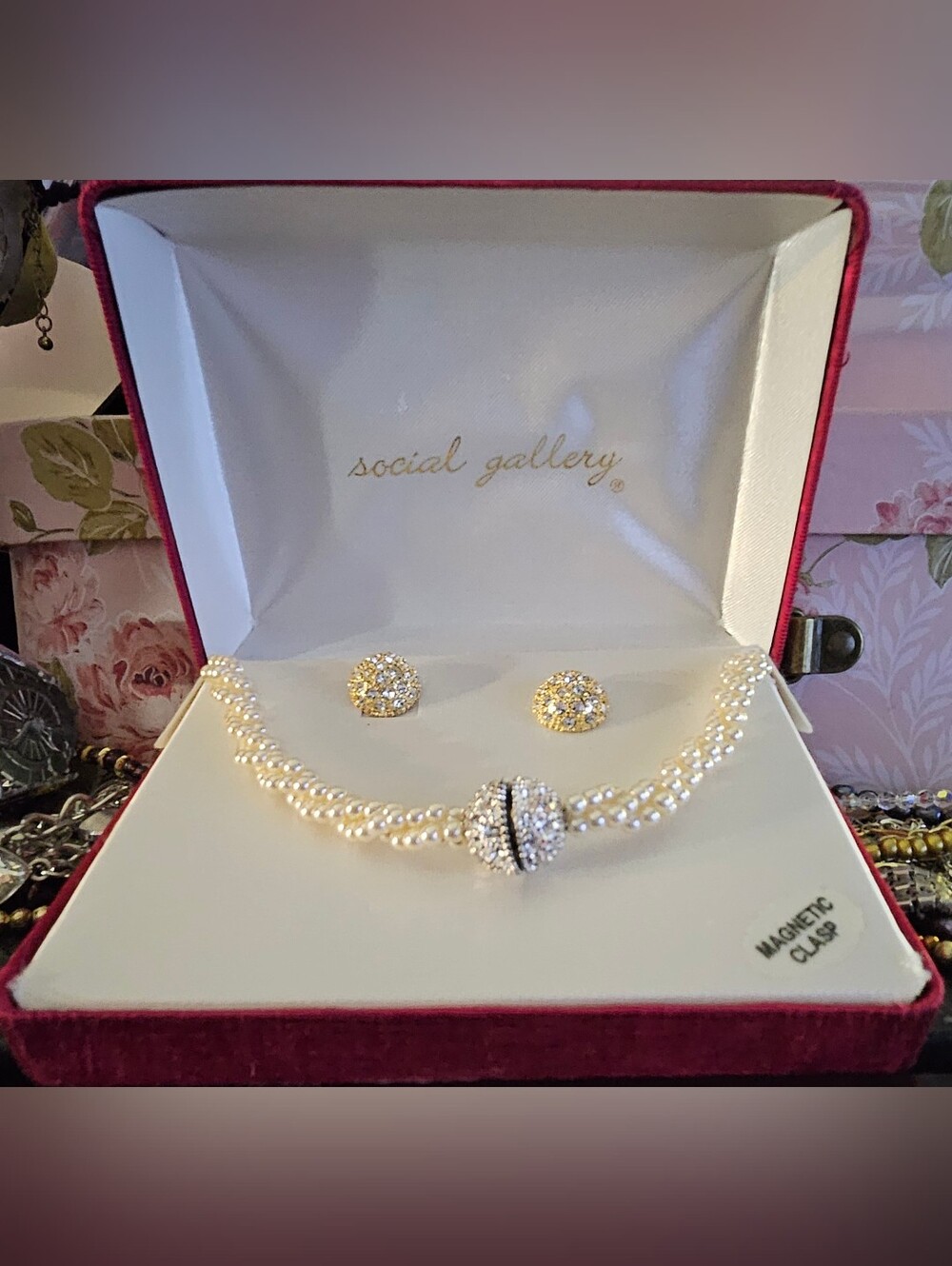 NIB Vintage Social Gallery Faux Pearl & Rhinestone Ball Necklace Earrings Set